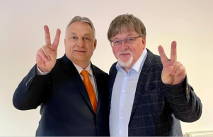 Ablakonként egymillióért vett függönyt a győri polgármesteri irodába Dézsi Csaba András