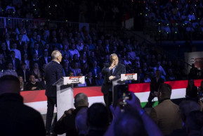 Orbán Kaposvárott: Trump más kódrendszer szerint működik