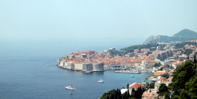 Az urbanizáció és a vírus - Utcafront