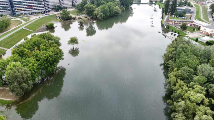 Már 500 kilométeren van árvízi készültség