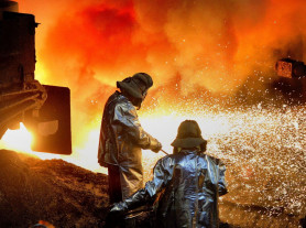 Szakszervezet: Orosz-ukrán belháborúba keveredtek a Dunaferr dolgozói