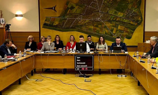 Most már visszavonná Juhász Péter Pál kitüntetését Dunakeszi polgármestere is