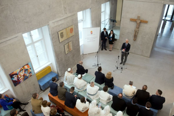 A püspöki kar szerint kampánycélú hangulatkeltés a tanárok engedetlensége