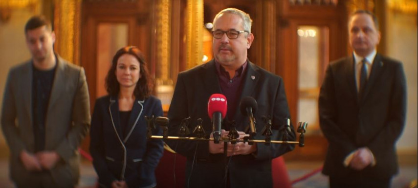 Orbán az ellenzéki frakcióvezetőkkel konzultált, de nem beszélhetnek róla