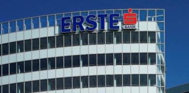 Államtitkárt is igazoltak Nagy Mártonék a 