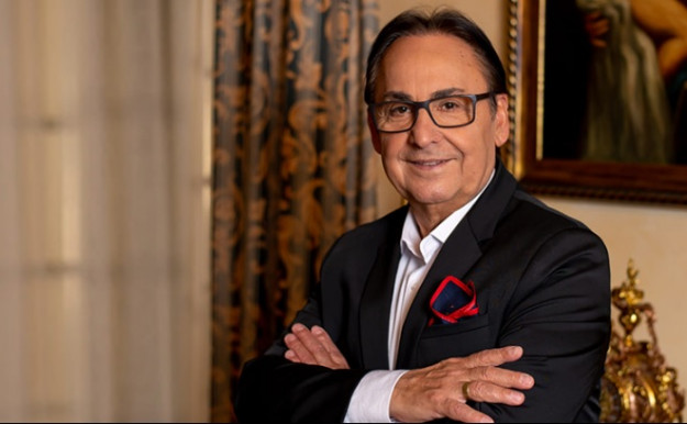 Fásy Ádám megkapta a Magyar Érdemrend lovagkeresztjét