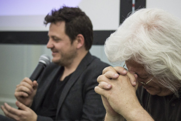 A kézirat nem elég