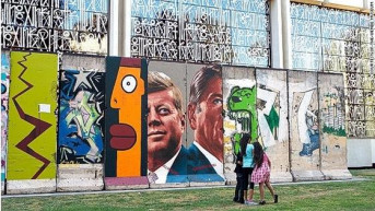 Bakizott, összedőlt a rezsim