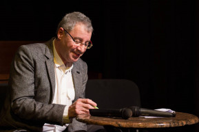 Gábor György: Zuhanunk a diktatúrába