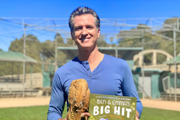 Trump egy bontógolyó, a 19. századot akarja visszahozni, ezzel felülmúlja a hülyeség fogalmát