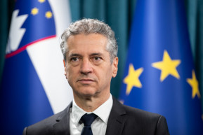 Valószínüleg a balközép nyert Szlovéniában, Orbán barátja 27,5 százalékot kapott