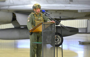 Szókimondó beszéddel köszönt le a kecskeméti reptér parancsnoka