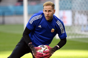 Vége a pávatáncnak? A foci hozott fordulópontot?