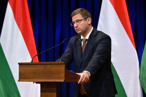 Gulyás: Rendőrségi felügyelet alá helyez öt nevelőintézetet a kormány