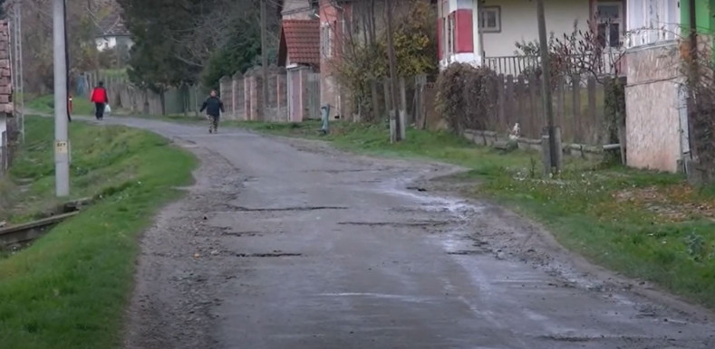 Ungár Tamás: A szegény falvakban inkább hisznek Orbánnak