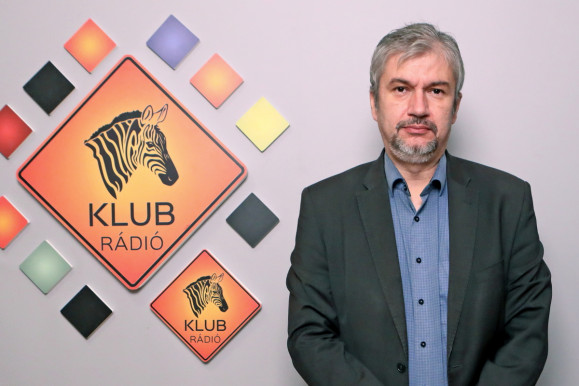 Hadházy: Megfogadjuk, hogy a választási csalást nem fogadjuk el