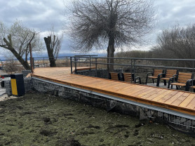 Fel, fel a magasba – Szénási Sándor jegyzete