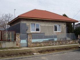 Berágott a NAV az illegálisan építkezőkre