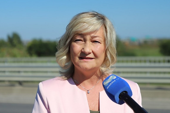 Túl kormányközelinek érzi a DK és az LMP a miskolci polgármestert, saját jelöltet állítanak