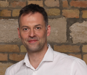 Kilépett a Momentumból a párt gazdaságpolitikusa