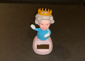 Napelemes Erzsébet királynő