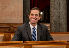 Rendkívül aggasztónak tartja a Budapestre látogató amerikai képviselő, hogy Orbán ellenfélnek nevezi az USA-t