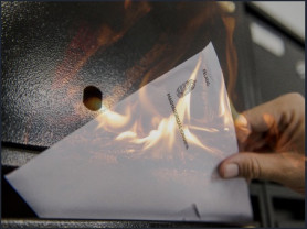 Bő 300 ezer kitöltetlen nemzeti konzultációs ívet gyűjtöttek össze eddig