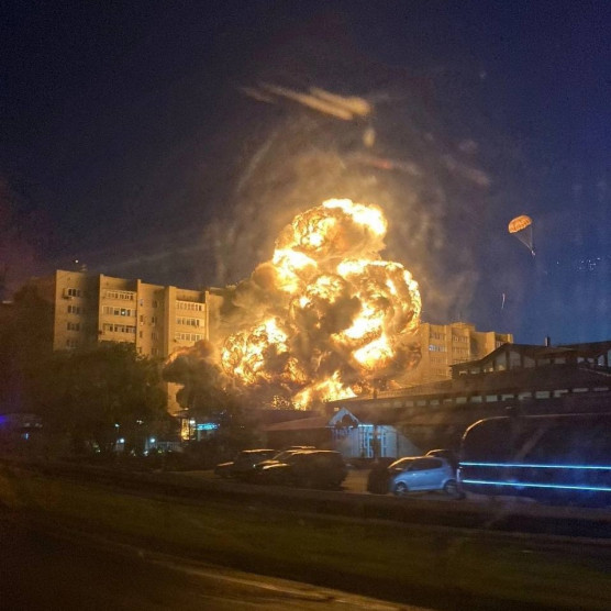 Lakótelepre zuhant egy újabb típusú, Szu-34-es gép Oroszországban