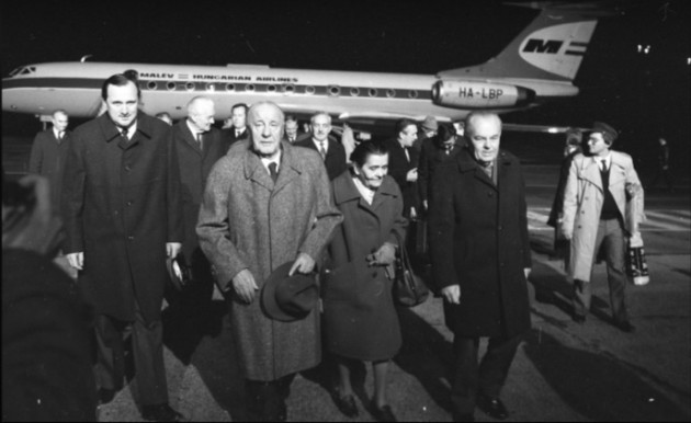 Miért varrt játékmackókat Kádár Jánosné?