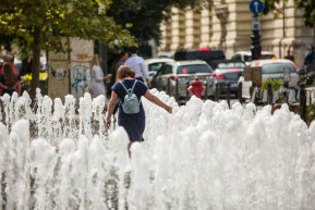 Újabb harmadfokú hőségriasztást adtak ki szombattól szerdáig