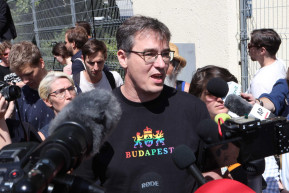 Karácsony: Ez nem mentőkötél, ez egy akasztófa, nem megyünk az akasztófára