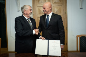 Kásler kedvenc terepén folytatja, a Magyarságkutató Intézet tiszteletbeli elnöke lett