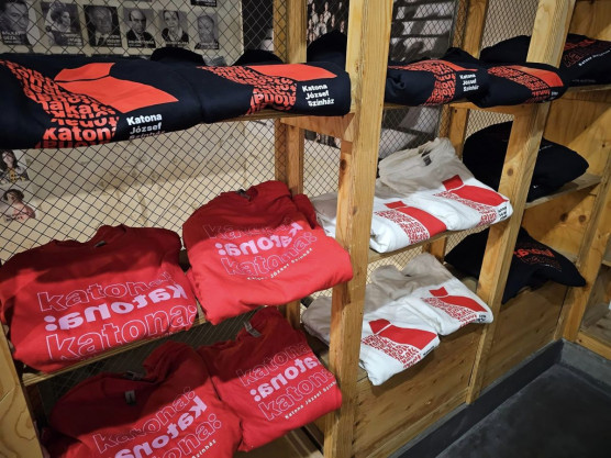 Fegyelmi vizsgálat indult a Katonában, mert DK-tagok kedvezményt kaptak