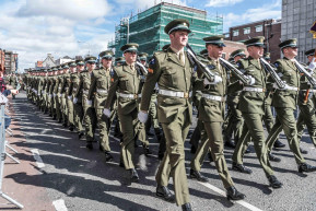 A német védelmi miniszter bevezetné a sorkötelezettséget