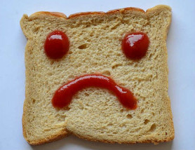 Mészárosék még azon is keresnek, hogy romlott ételt adnak