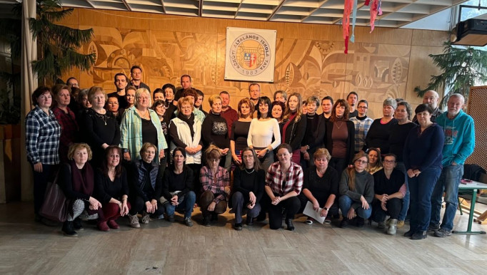 Egy tatai iskolában a tanárok 90 százaléka sztrájkba lépett, de tanítás nélküli napot rendeltek el