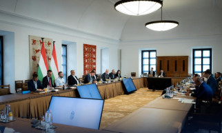 Orbán viszont leírta, hogy az oroszok támadtak Munkácson