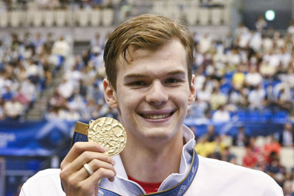 Kós Hubert világbajnok 200 háton