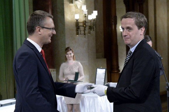 Kiadta Fidesz-közeli forrását az elítélt origós újságíró