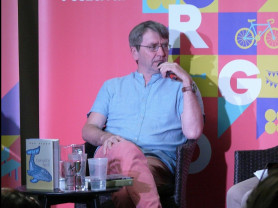 Volt ő takarító férfi is