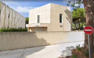 Robbanás történt egy franciaországi zsinagóga előtt