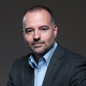 Lattmann: Nem csak agybaj, de jogi képtelenség is az EP-képviselőket vagyonnyilatkozat-tételre kötelezni