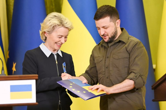 Európa legfontosabb vezetői Zelenszkijjel mennek a Fehér Házba