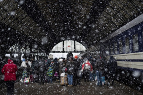 Már a 700 ezret közelíti az ukrajnai háború menekültjeinek száma