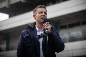 Magyar Péter a nagytakarítási törvényről: Nem gumicsont, de balhé a kormány részéről