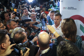 Megkezdi a Tisza Párt és a köré szerveződő politikai közösség felépítését Magyar Péter