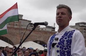 Tiborcz-közeli cég dolgozójának mondta magát az egyik férfi, aki Nagyváradon bekiabált Magyar Péternek 