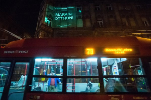 WHO: A neheze még hátra van