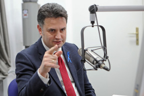 MZP nem zárná ki, hogy pártja felvegye Magyar Pétert listavezetőnek az európai parlamenti választásokra