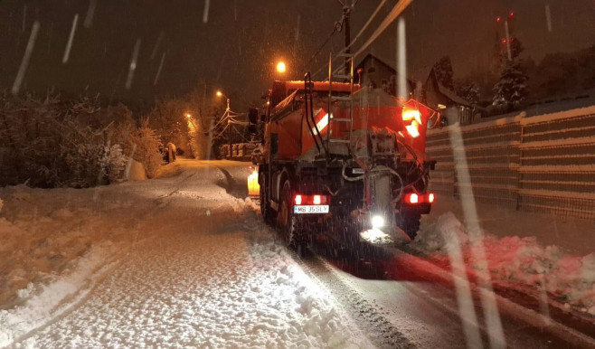 Több tízezer erdélyi háztartásban nincs áram a havazás miatt